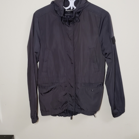 Roots Jacket - Picture 5 of 9